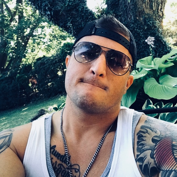 Just a dude(Mat) & his Bulldog(Molly) -Syracuse NY - Picture 6 of 8